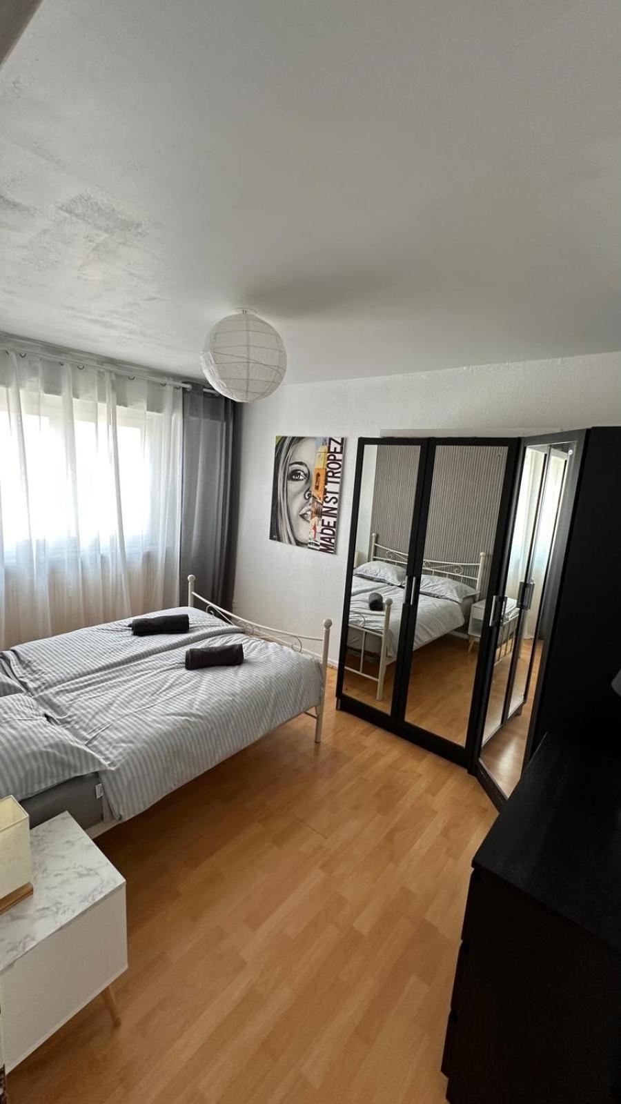 Apparemment Spacieux Et Lumineux Pour 6 Voyageurs Straßburg Exterior foto